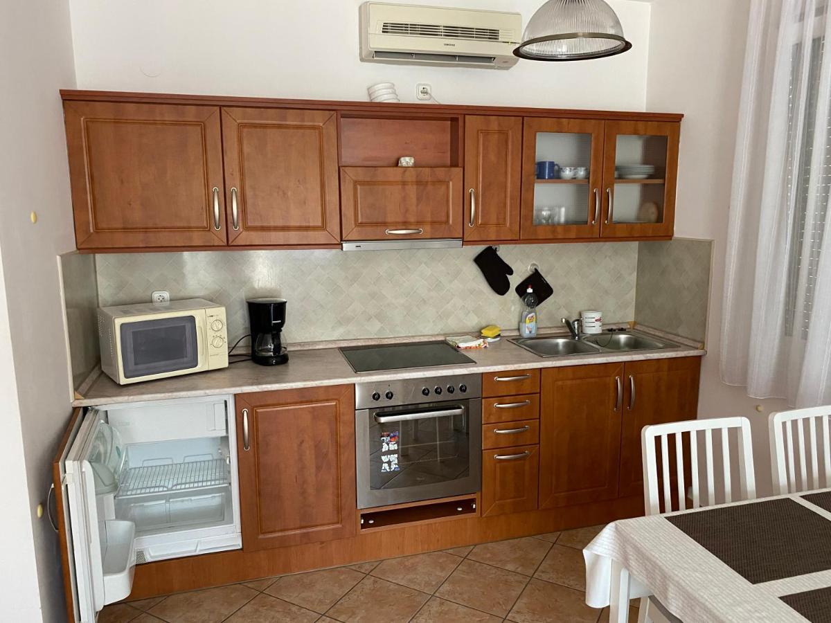 Arnyas Haz Apartment Balatonlelle Exterior photo